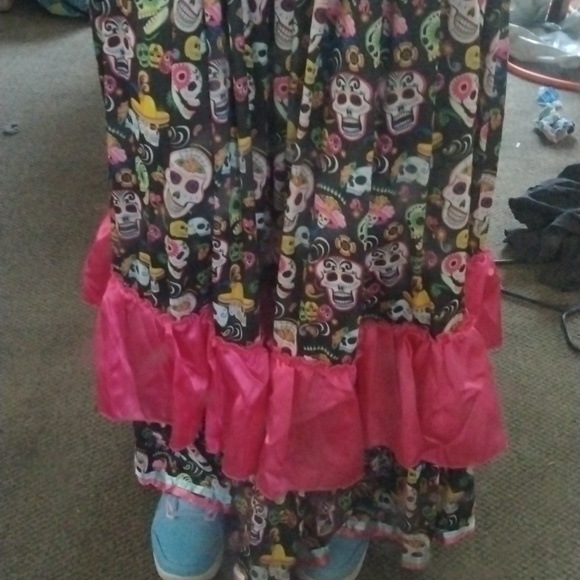 Day of the Dead gown - Picture 8 of 10